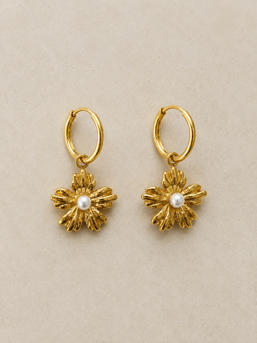 Golden Daisy Hoops – Pearl