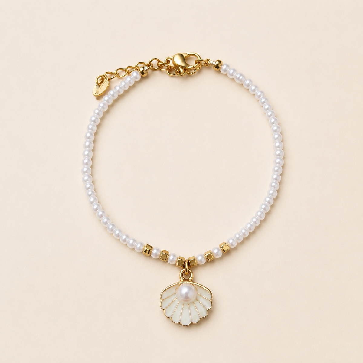 Shell Pearl Bracelet