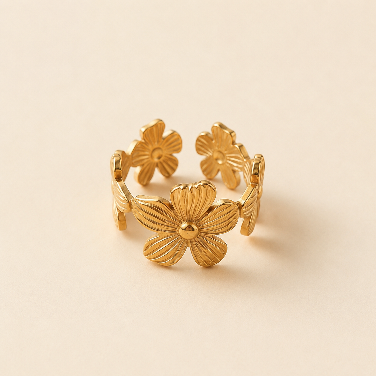Soleya Flower Ring