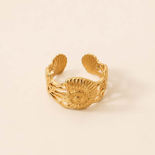 Soleya Shell Cuff Ring